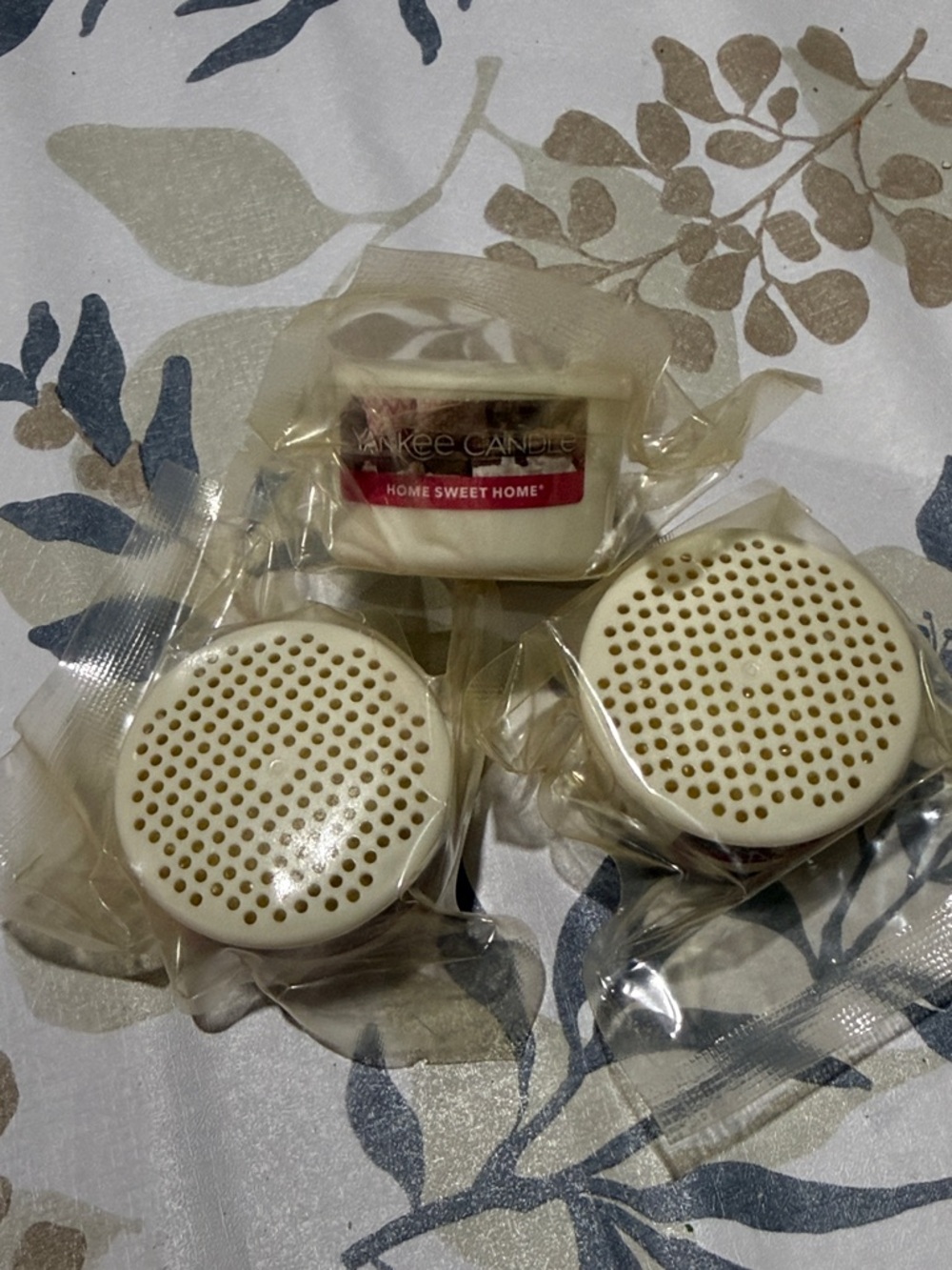 Yankee Candle 'Home Sweet Home' Wax Melts & Disc Air Fresheners - Cream